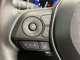 ステアリングスイッチ付き。前方から目を離すことなく操作することが可能です。