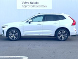 購入後は全国のVOLVO正規ディーラーにてアフターサービスをお受けいただけます。定期点検サービス、延長保証などの有料サービスも手厚くご用意しておりますので、ご不安事はお気軽にご相談下さい。