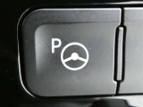 駐車時のドライバーへの負担を軽減する様サポートしてくれるパーキングアシスト機能を搭載しています。