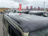 【2トーンカラー】大人気のツートンカラー―のお車となっております!ルーフレールもついております♪