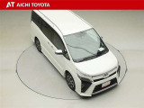両側パワースライドドア付きだから、狭い駐車スペースなどでの乗り降りラクラク♪小さなお子さまのいるご家庭には嬉しい装備です。