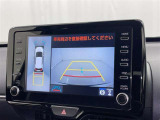後方の見える安心をお届けするバックガイドモニター付:バックするときのアシストラインもあって楽々バック!車庫入れや縦列駐車をサポートし、苦手な駐車も安心です!今やもう手放せない装備ですネ♪