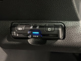 いまや快適なカーライフに欠かせないETCが付いています。