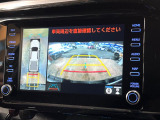 【パノラミックビューモニター】専用のカメラにより、上から見下ろしたような視点で360度クルマの周囲を確認することができます☆死角部分も確認しやすく、狭い場所での切り返しや駐車もスムーズに行えます。