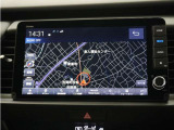 純正9インチHondaCONNECTナビ(LXM-242ZFNi)&バックカメラが装備されているので、普段の使い勝手もロングドライブも快適です。