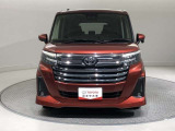 「フロントマスク」です。車の印象を決めるのは【顔】。この車の顔つきは、きっとあなたにピッタリ!?