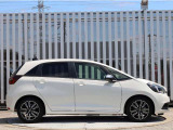 当店の中古車販売は、安心してご購入いただくために、ご契約、ご納車を含め当店にご来店いただけるお客様にお願いしております。