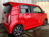 車輛状態を考慮しますと、こちらの価格は全国でも上位クラスの価格かと思われます。この魅力的な車を、是非このチャンスにいかがでしょうか♪