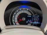 【メーター】オシャレで見やすいディスプレイです!スピードの出しすぎには注意して安全運転でお願いしますね!
