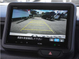 【バックカメラ】駐車が苦手な方でも安心してお乗りいただけます。リバース連動で画面が切り替わるのでとっても便利です。