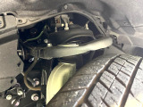 お車を安心してお乗りいただく為には、足回りの定期点検が欠かせません。サービスサポート(有償保証)では無料点検もご提供しており、安心のカーライフをお過ごしいただけるサポート体制が整っています。