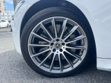 お車によって新車保証継承、2年保証がお選びいただけます。詳しくはスタッフまでお問い合わせください。