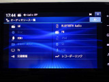 多彩なメディアを搭載しているので、ドライブがますます楽しくなりますね?