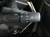 オートライトシステム 車外の明るさを感知し、自動でヘッドライトのON,OFFをコントロールします