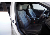 Fスポーツ専用L TEX(合皮)シートです。運転席助手席ヒーター・ベンチレーション付き