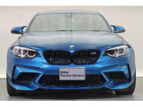 【キドニーグリル】BMWの代名詞。一目見ただけでBMWであると認識できる確固たるアイコンとして存在感を放ちます。