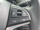 【レーダークルーズコントロール】前方の車両に合わせて加減速を自動制御するレーダークルーズコントロール。渋滞や高速道路での運転負担を軽減し、快適なドライブを提供します。