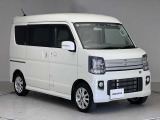 【車両状態証明書】査定協会公認のプロの検査員が公平かつ確かな基準で検査を実施。車両評価をもとに、安心しておクルマをお選びいただけます。