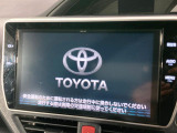 【純正10型ナビ】人気の純正ナビを装備しております。ナビの使いやすさはもちろん、オーディオ機能も充実!キャンプや旅行はもちろん、通勤や買い物など普段のドライブも楽しくなる