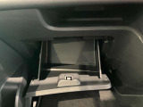 収納スペースもたくさん有ります☆車検証や小物類などすっきり収納♪