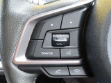 ブルートゥースに接続すれば、スマホに入れている音楽が聞けたり運転中に電話がかかってきてしまった場合もハンドルから電話を取ることができます!
