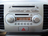 純正CD&MDデッキが装備されております♪