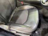 当社で展示する認定中古車は仕入れ車両が多岐にわたります。その理由は「本当に厳選した車両だけを取り扱う」というこだわりから。余計なものは何もない。1台1台が自信をもってご案内できる厳選車両です。