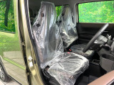 運転席シート廻りは使用感も少なく、良好な状態となっています。丁寧に使われていたことがよくわかりますね。