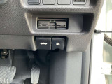 ETC:有料道路の料金所をスムーズに通ることが可能になります。料金を支払う場合は別途ETCカードが必要になります(当店で加入いただけます)