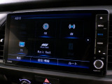 CD、DVD、Bluetooth、AM、FM、AUX、スマートフォン接続ができます。
