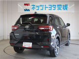 広々とした車内空間に優れた燃費性能。更にデザインも上質で人気のお車です!