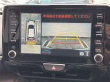 【全周囲モニター】フロント+サイド+バックにカメラが装着されています。車庫入れが苦手な方もこれがあれば安心ですね。