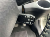 アクセルを踏まなくても設定した速度で走行可能なオートクルーズコントロールを装備しています!ロングドライブでも運転が楽になります。ブレーキやシフト操作でも解除可能です!