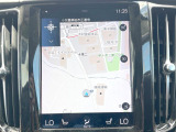 ●ボルボ純正ナビ:一体感のあるナビは、高級感ある車内を演出してくれます。Bluetooth再生などオーディオ機能も充実しておりますので、運転もより楽しめます♪