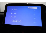 Bluetoothオーディオ再生、地デジ(フルセグ)対応。CD・DVDプレイヤーも装着しています☆