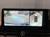 コネクテッドナビゲーションです♪目的地まで案内するナビゲーション機能の他にAPPLE CarPlayも搭載♪フルセグ画質で楽しめるTVやBluetooth 多彩な機能が満載で運転を快適にサポートしてくれます☆