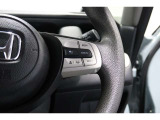 Hondaセンシングの機能のひとつ、アダプティブクルーズコントロール付!アクセルから足を離しても設定したスピードと前車との車間を保ち走行してくれます!車線維持もアシスト☆高速道路で疲労軽減ですね☆