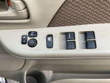 全席パワーウィンドウ装備です。