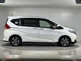 ■納車前に法定点検を実施いたします。整備料金、消耗部品代は車両本体価格に含まれております。Honda車に精通した弊社サービススタッフによる整備を実施いたします