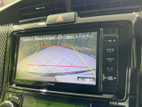 【バックカメラ】駐車時に後方がリアルタイム映像で確認できます。大型商業施設や立体駐車場での駐車時や、夜間のバック時に大活躍!運転スキルに関わらず、今や必須となった装備のひとつです!