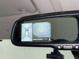 バックモニター付なので後退時に後方が見えるので安心。 車は構造上、死角がたくさんなので万が一を考えると必須ですね。 あくまで補助の為の装備、バックは目視で確認する事が重要ですよ。
