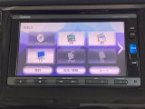 AVメニューはご覧の通り、様々なコンテンツに対応、ドライブを楽しく演出できます。詳しくはスタッフへお尋ねください。
