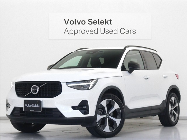 XC40 アルティメット B4 AWD ダークエディション 4WD