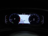 デジタルメータークラスター【Digital Cockpit Pro】付き車両。メーター内にナビゲーションが表示されます。