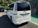 セレナ 2.0 ハイウェイスター Vセレクション 