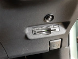 ■ 装備4 ■ ビルトインETC車載器