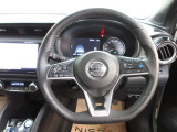 運転が楽しくなる明るく開放的な運転席まわりです。プロパイロットで高速など運転支援で疲れを軽減してくれます!