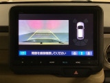 バックでの車庫入れも安心です!リアカメラが付いているバックモニター付のナビを装備しております。バンパーについているソナーや、操作線もついており距離感も画面から確認できます。