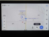 視認性に優れたナビゲーションを装備。現在地が分かりやすく、初めての場所でも安心してドライブ出来ます。日常使いから遠出まで、頼れる装備です。