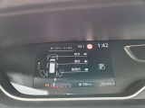 アドバンスドドライブアシストディスプレイ。ドライバーに必要な車両情報を表示してくれます。